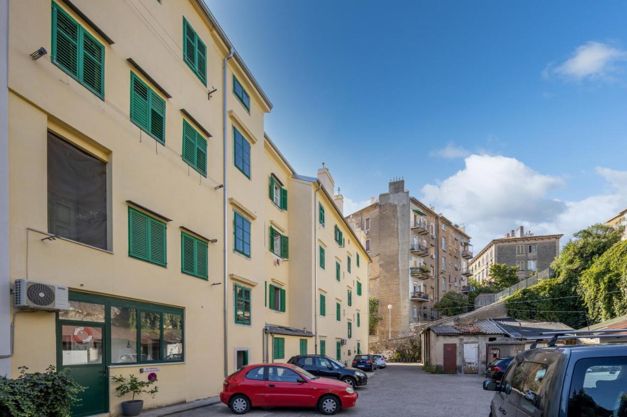 Naval Apartment ริเยกา ภายนอก รูปภาพ