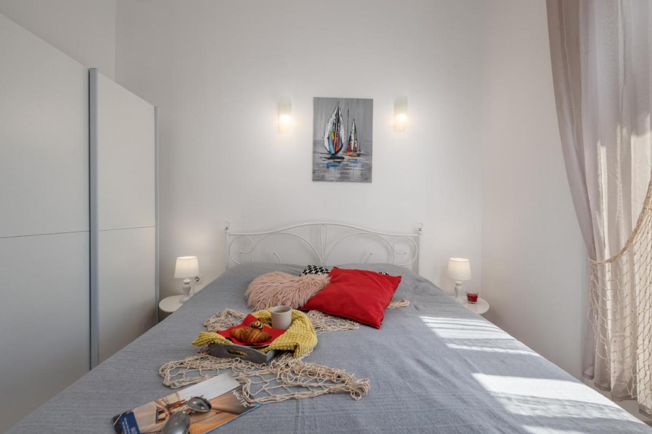 Naval Apartment ริเยกา ภายนอก รูปภาพ